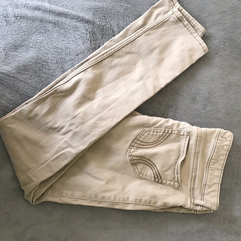 Hollister khakis skinny pants
